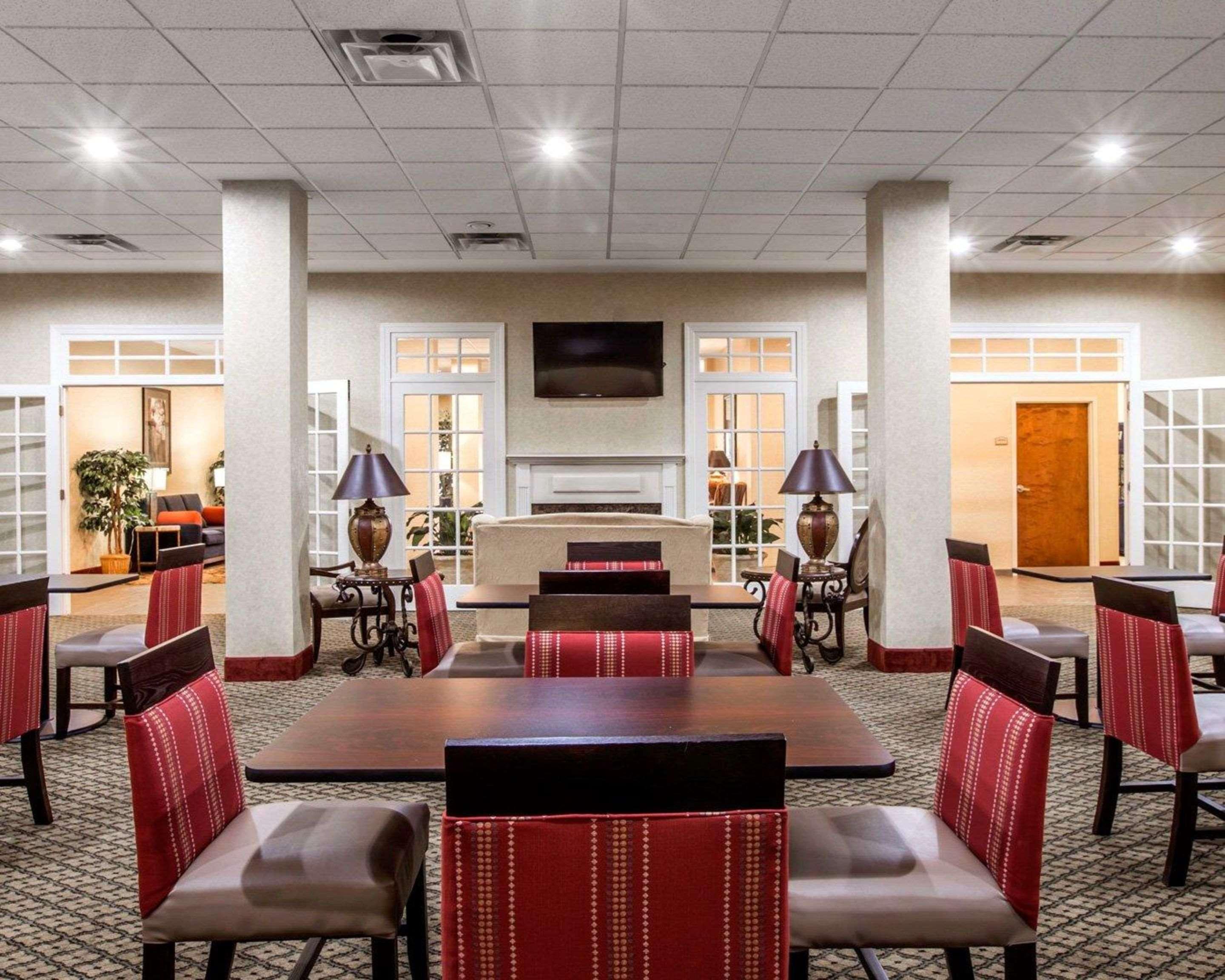 Comfort Inn & Suites Rogersville Esterno foto