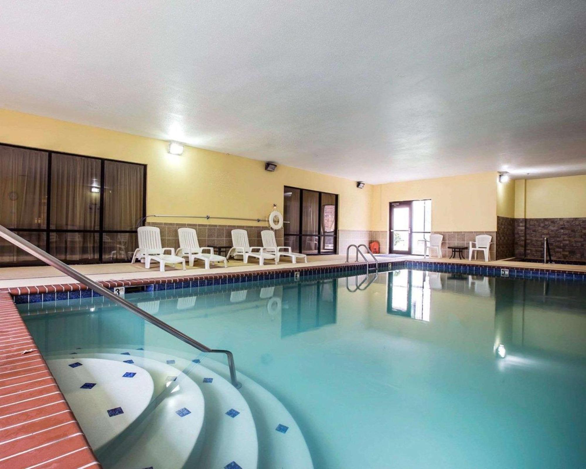 Comfort Inn & Suites Rogersville Esterno foto